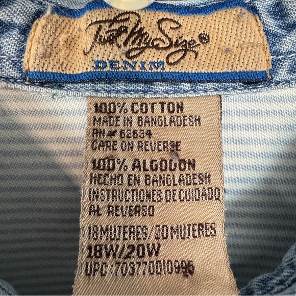 Excellent! Just My Size Denim Women’s Blue Stripe Leaf-Embroidered Shirt 18W/20W - Picture 4 of 5